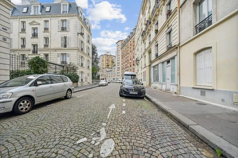 Apartment Paris 14E ,Cosy Appartement 2 Pieces Renove France