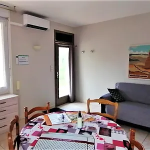  Appartement Le Micocoulier France