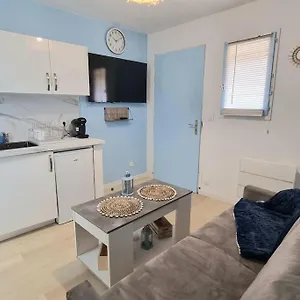  Appartement Chez K&d Avec Piscine St Raphael France